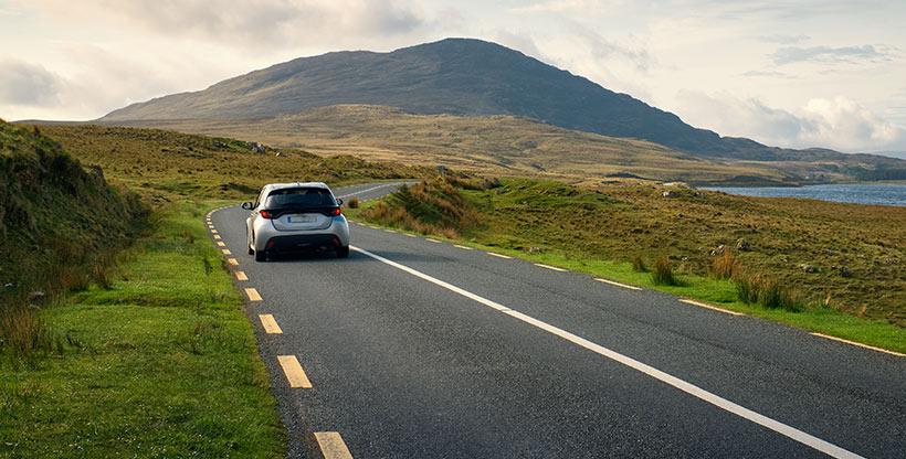 An Expat’s One-Stop Guide to Driving in Ireland
